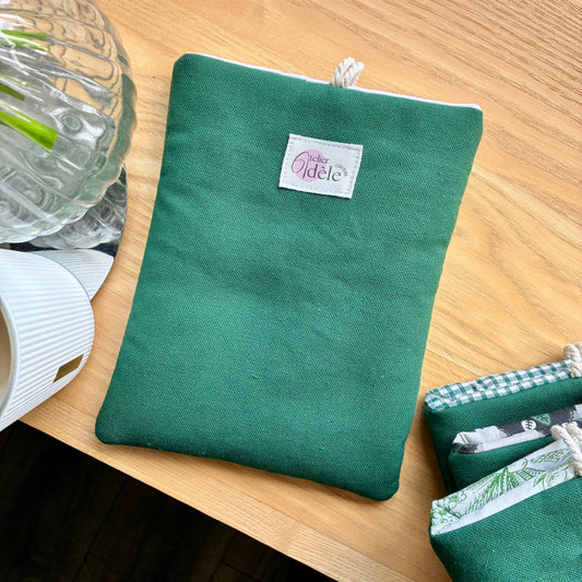 Protège-livre de poche en coton vert sapin en stock