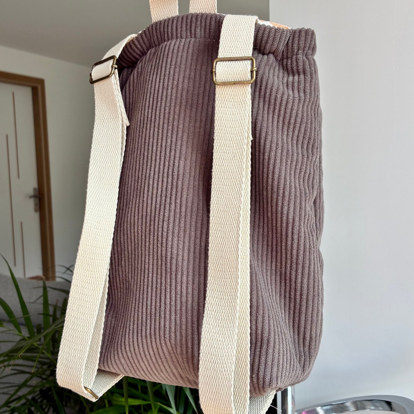 Sac à dos enfant maternelle en velours côtelé marron/forêt
