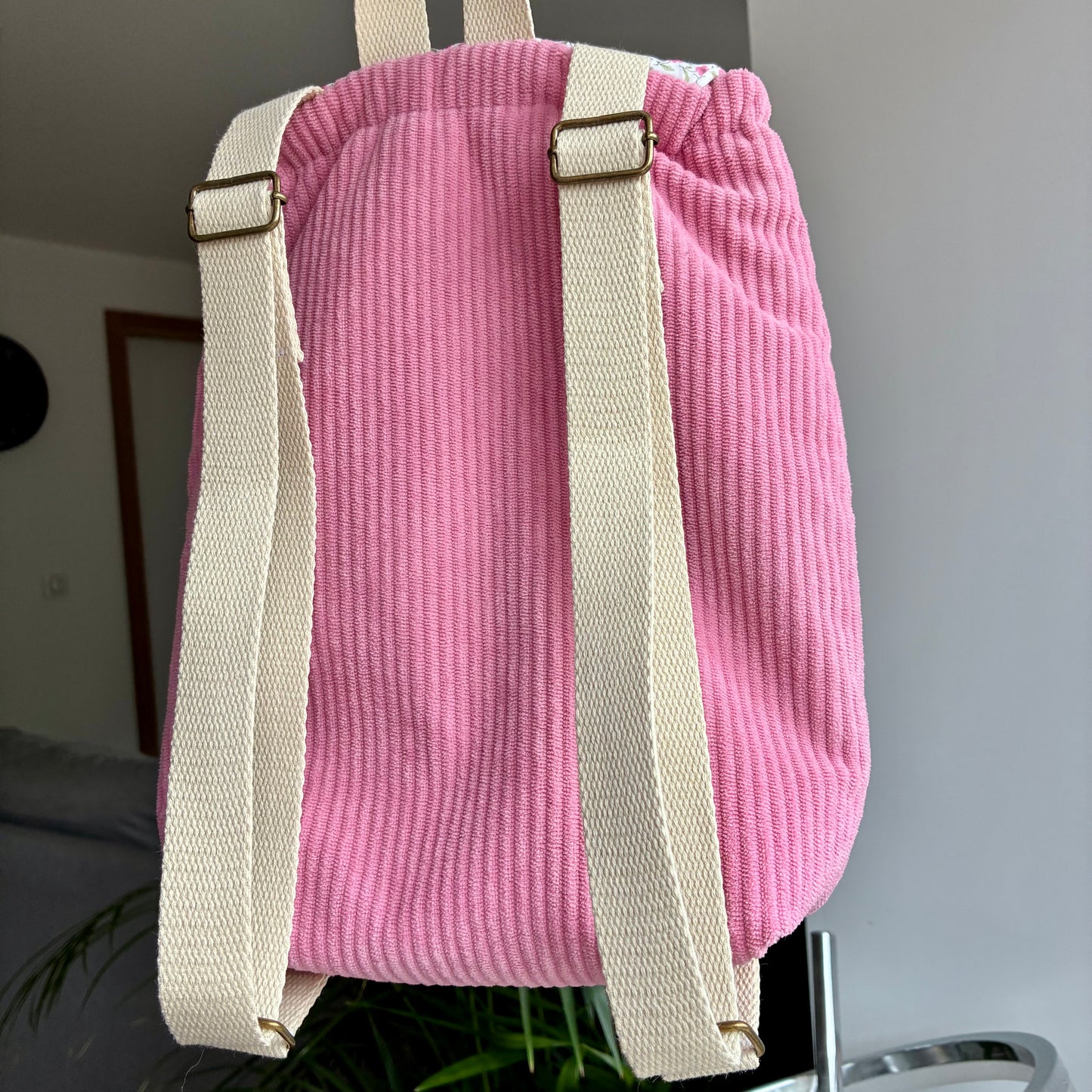 Sac à dos enfant maternelle en velours côtelé rose/fleurs