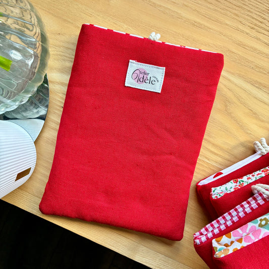 Protège-livre de poche en coton rouge en stock