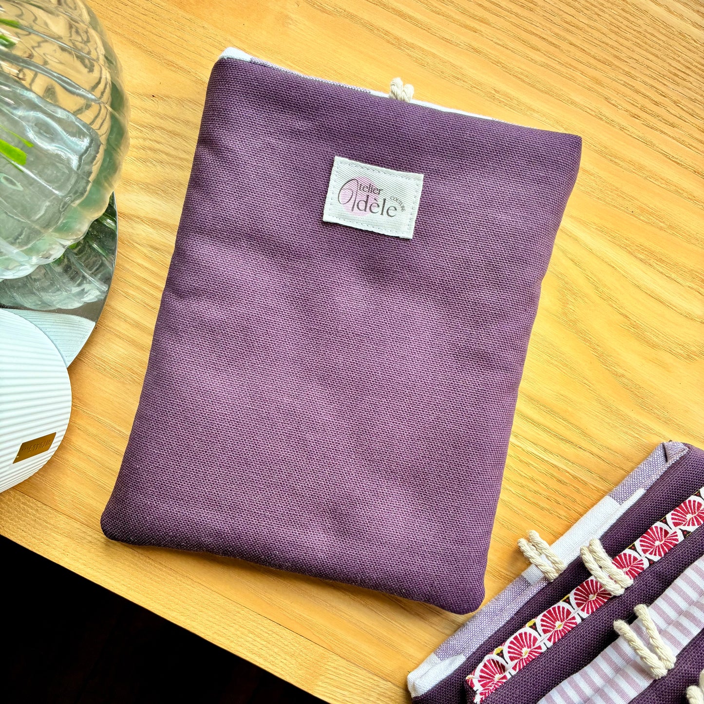 Protège-livre de poche en coton violet en stock