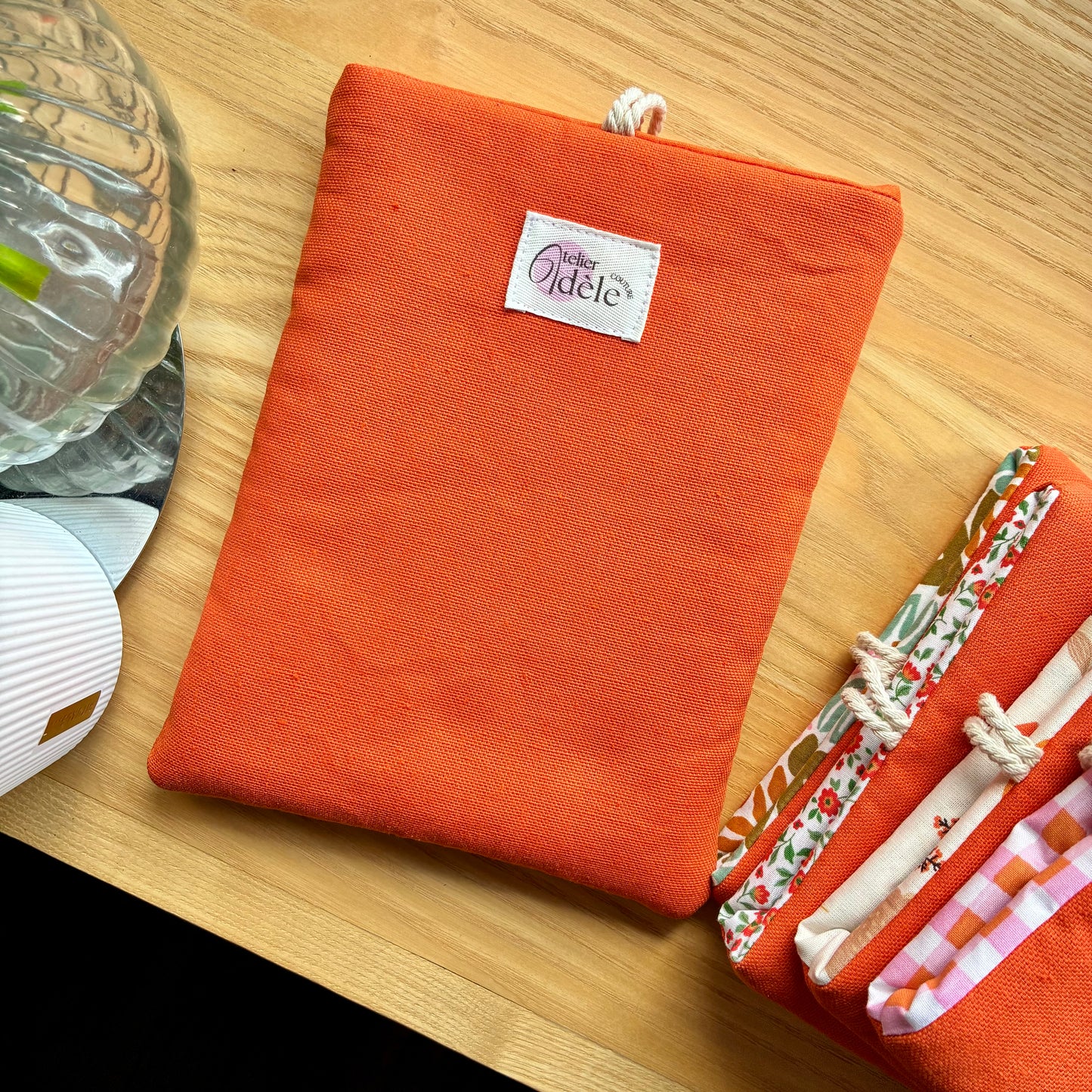 Protège-livre de poche en coton orange en stock