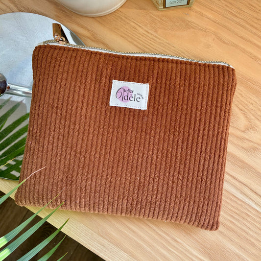 Trousse plate en velours côtelé camel/écru