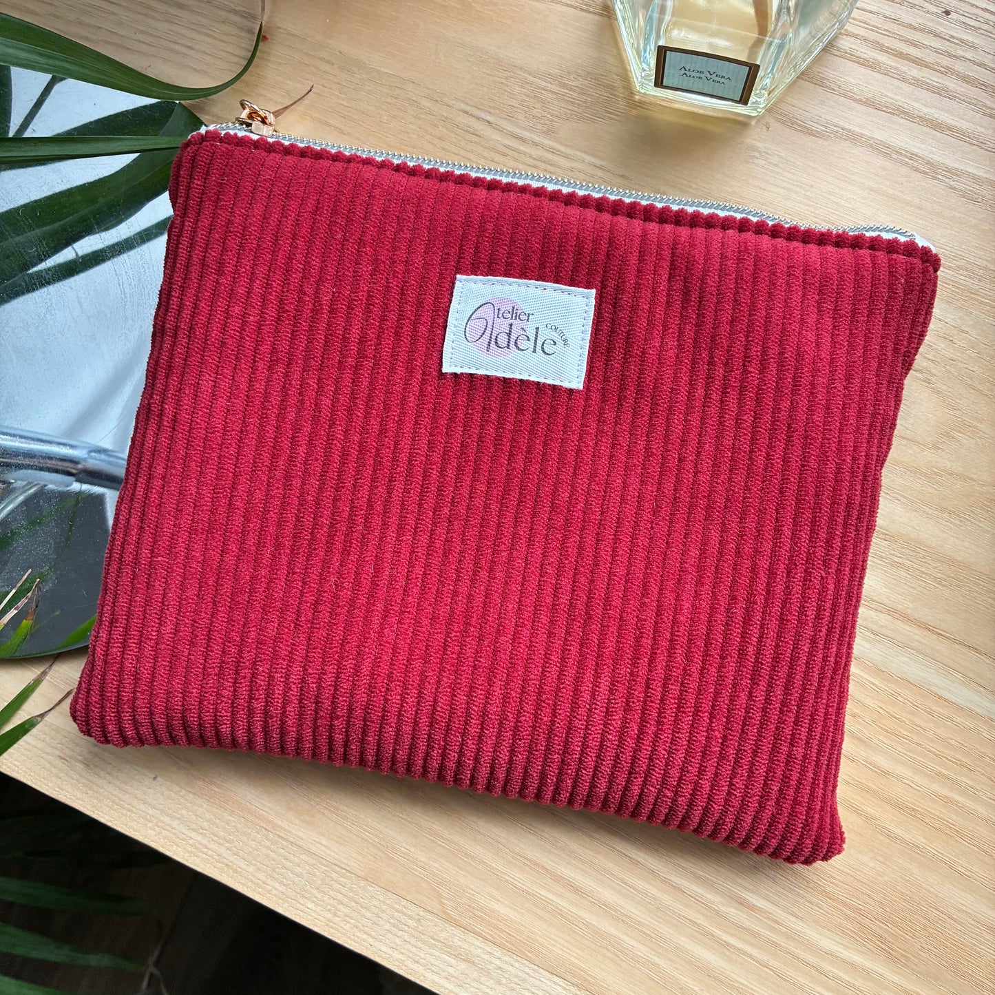 Trousse plate en velours côtelé rouge/écru