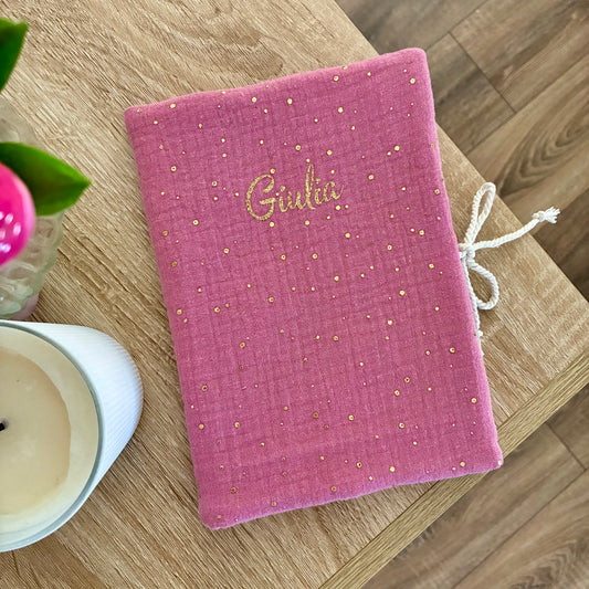 Protège carnet de santé en double gaze de coton rose paillettes - personnalisable
